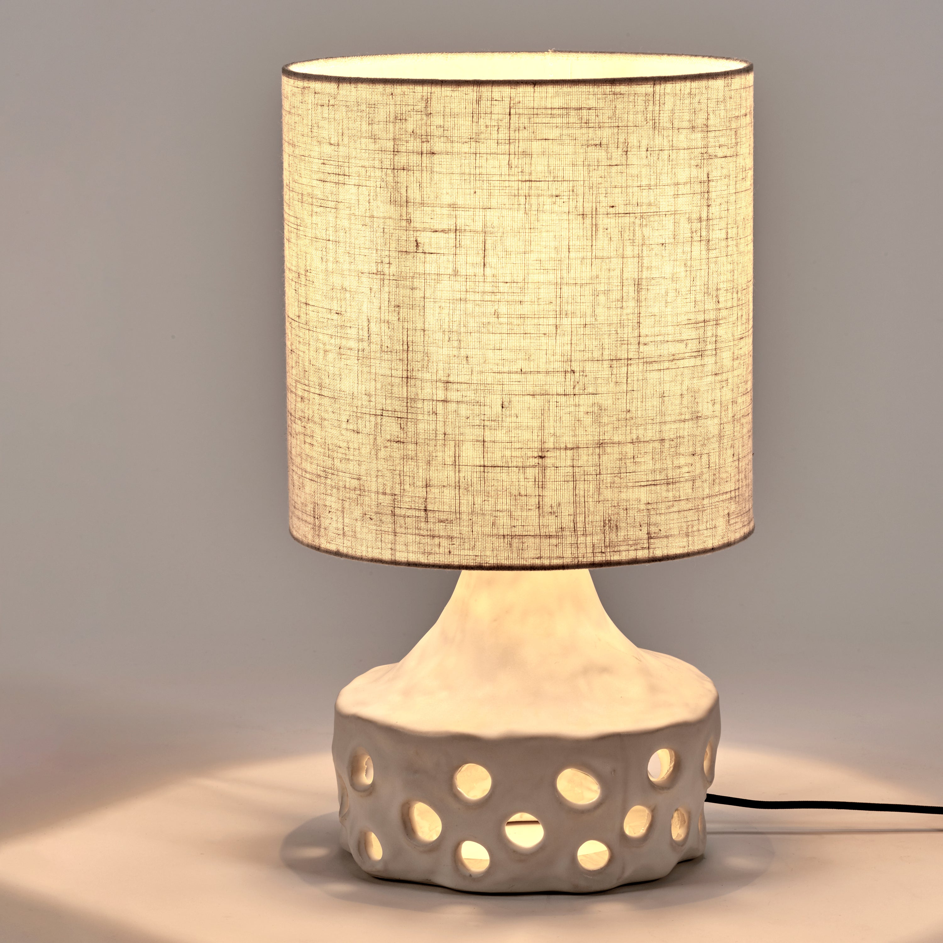 SERAX - Sophie Casier - Oya Tafellamp Ã 25 cm - Beige/Hoekig