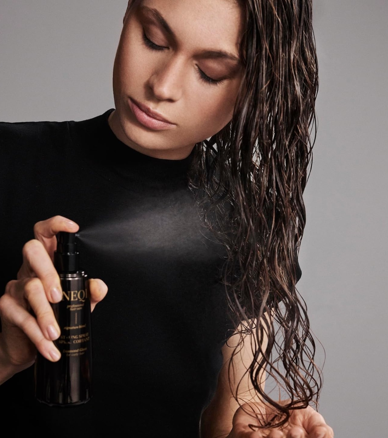 NEQI - *Diamond Glass* - Spray Modelador - Cabelo Cacheado