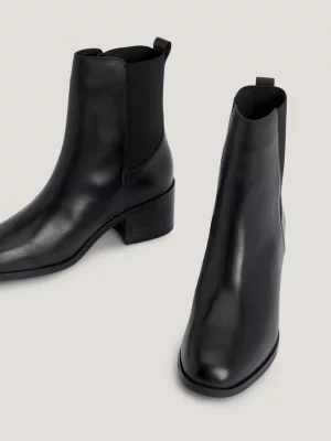 Botas Chelsea Essenciais de Couro com Controle de Temperatura