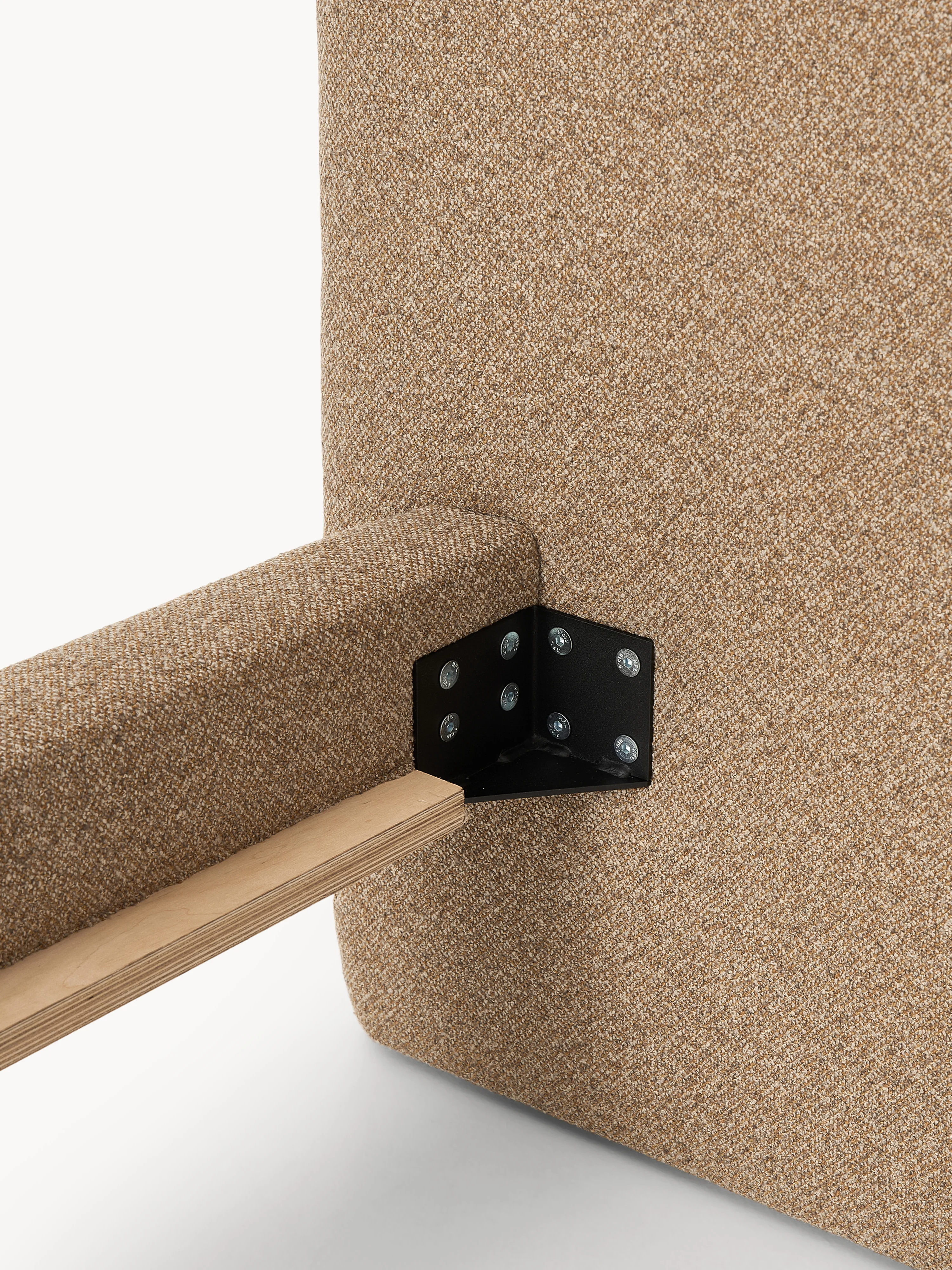 Bouclé gestoffeerd bed Olina met metalen poten