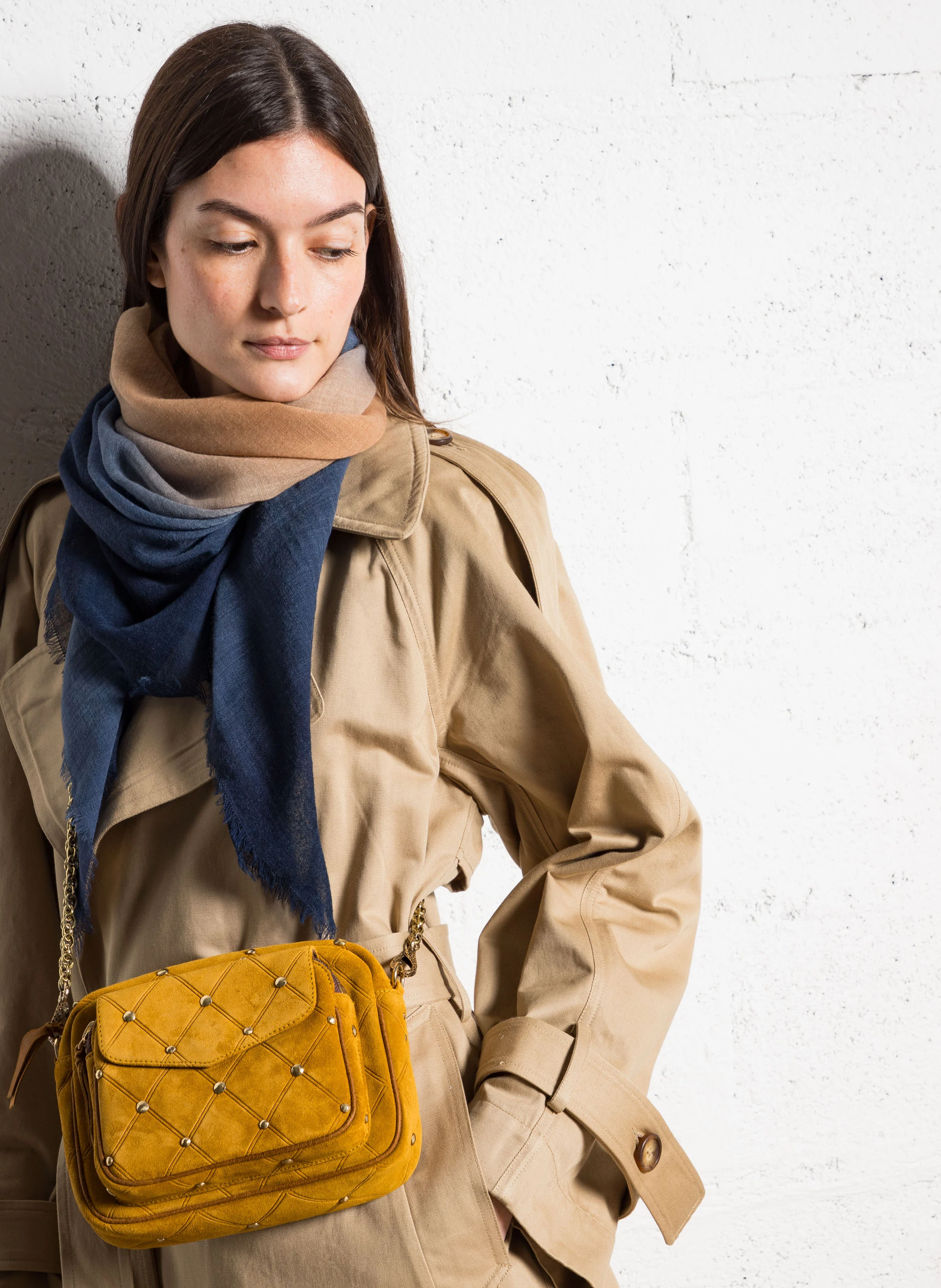 CHARLY - Sac bandoulière en suede | Beige