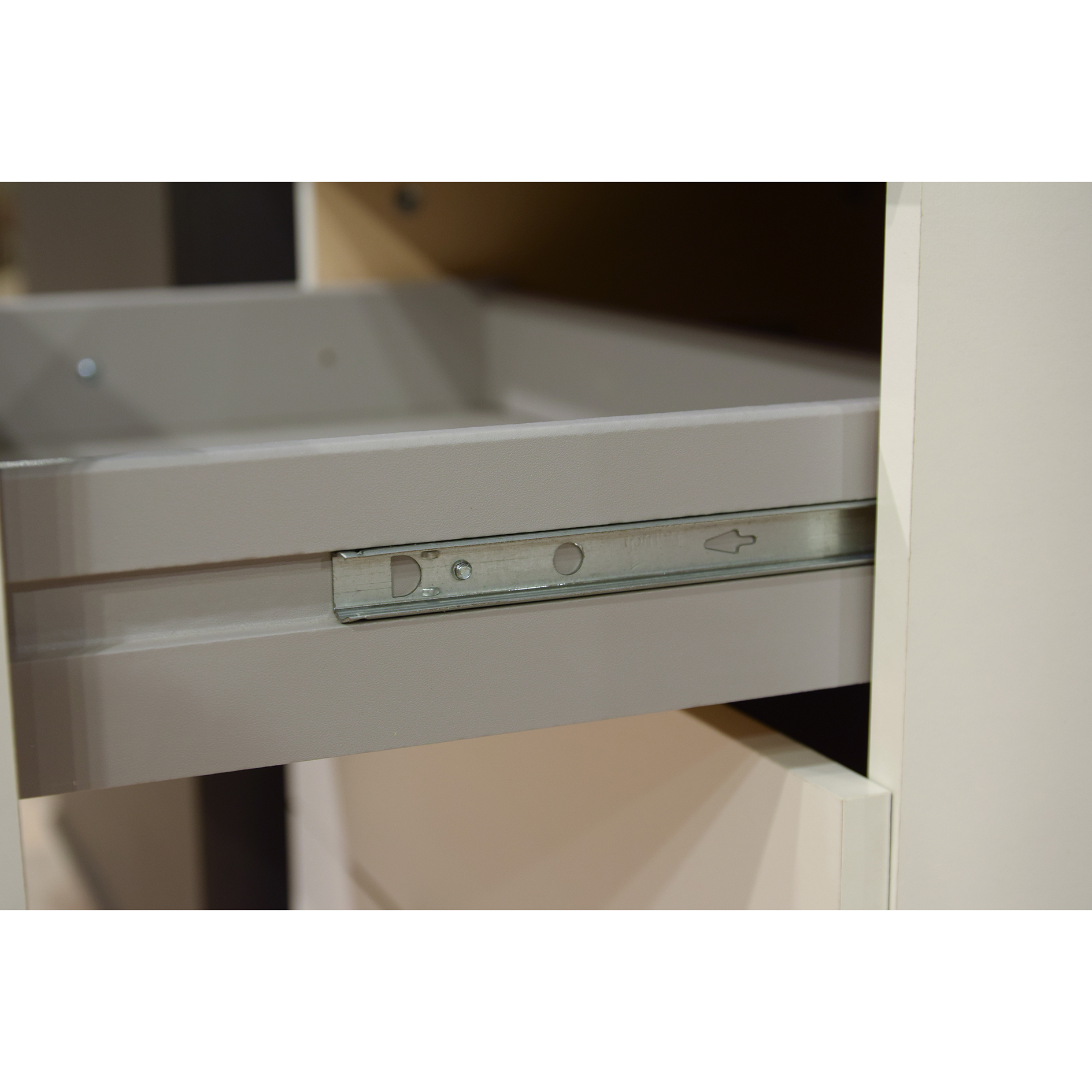 Nachtschrank - alpinweiß - Spiegelfront