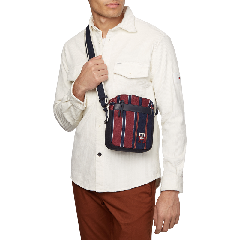 Tommy Hilfiger<br>Crossbody New Prep