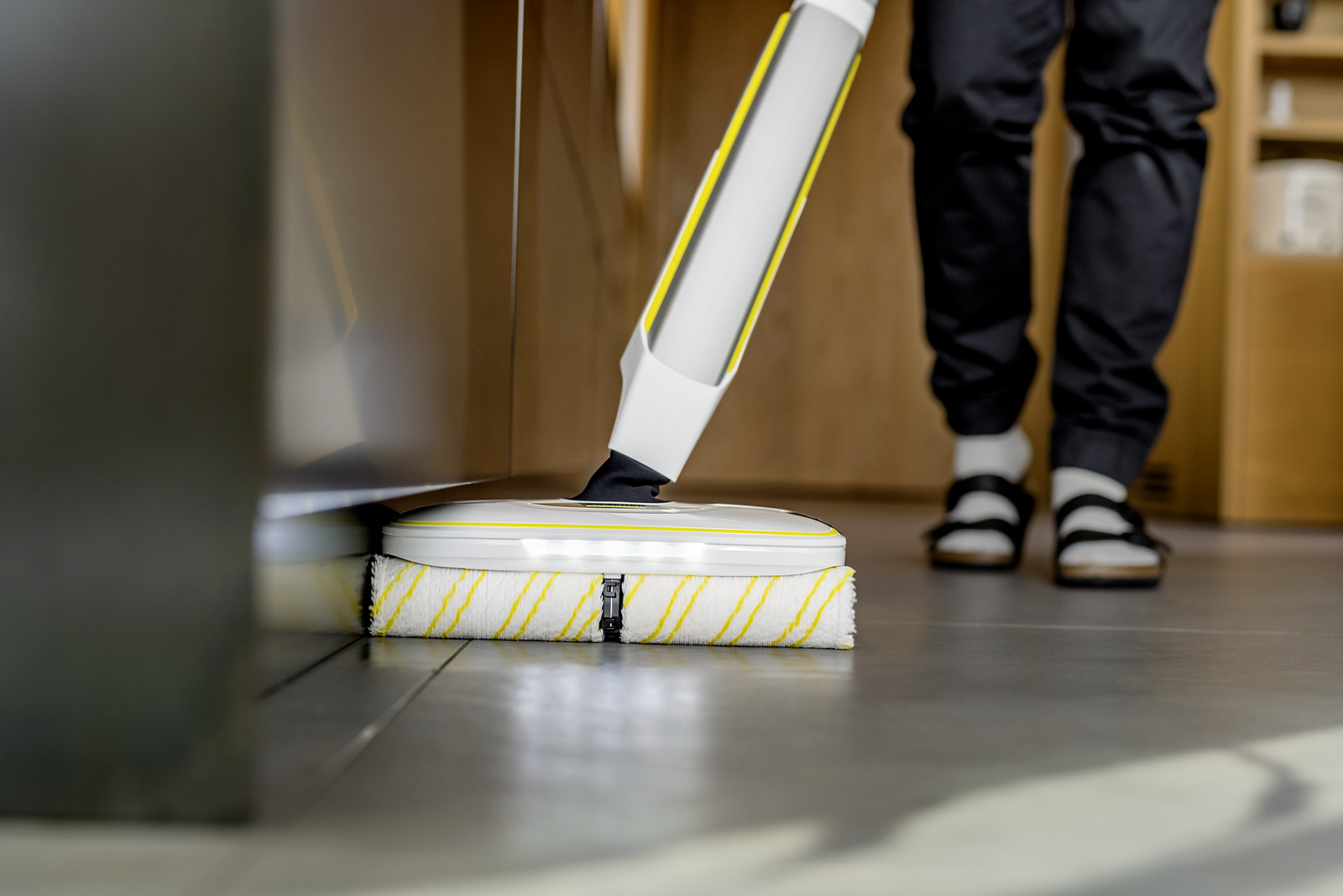 Kärcher FC 8 Smart Signature Line Battery hard floor cleaner