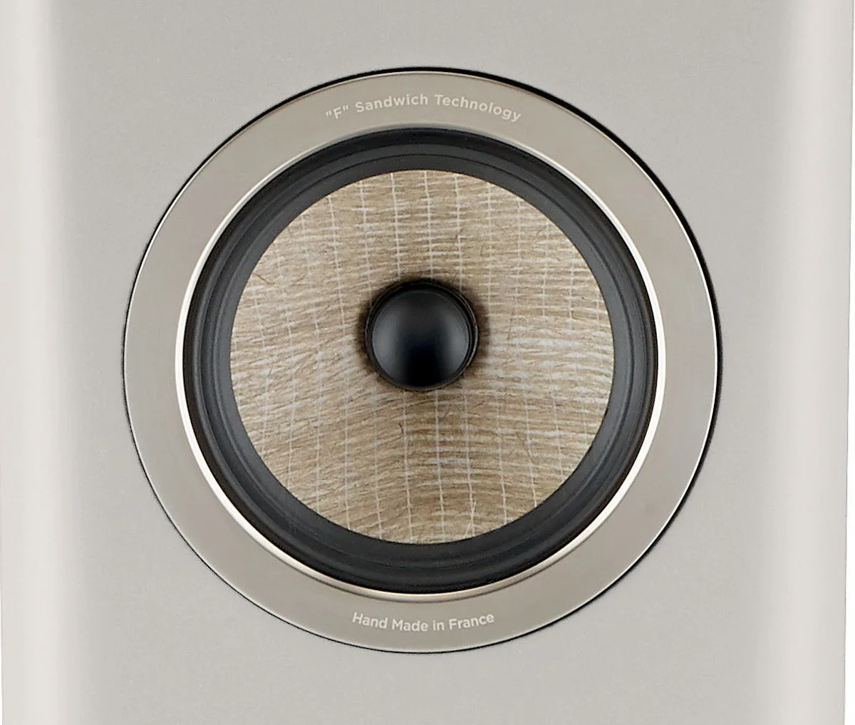Focal Kanta N°2 Noyer / Ivoire mat (la paire) Enceintes colonne