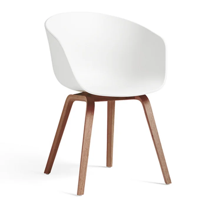HAY - About A Chair AAC 22, Walnuss lackiert / white 2.0 (Kunststoffgleiter)