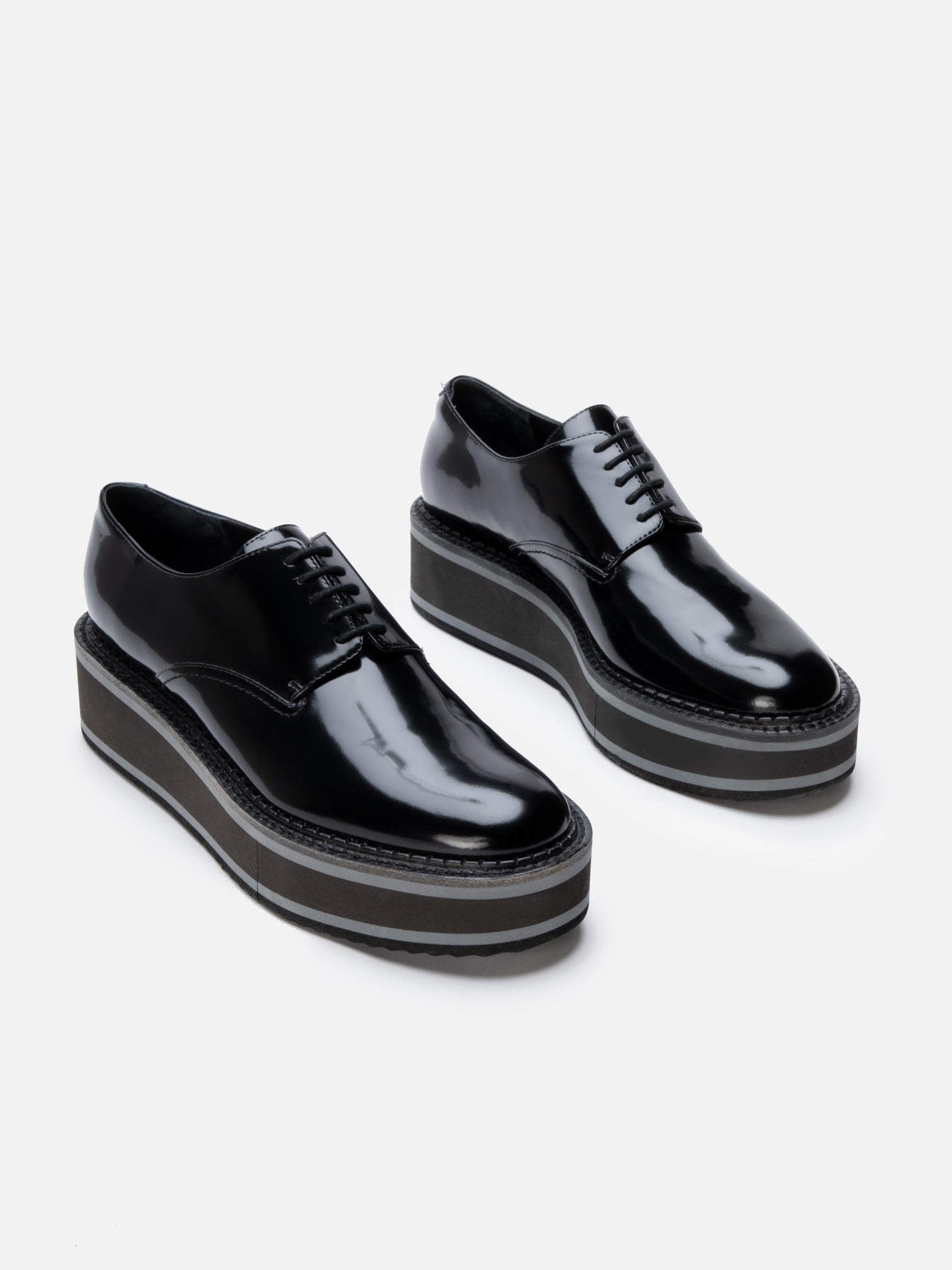 BROOK, gloss black