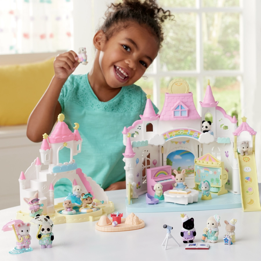 Sylvanian Families® Erlebniskindergarten Freunde “Poolspaß”