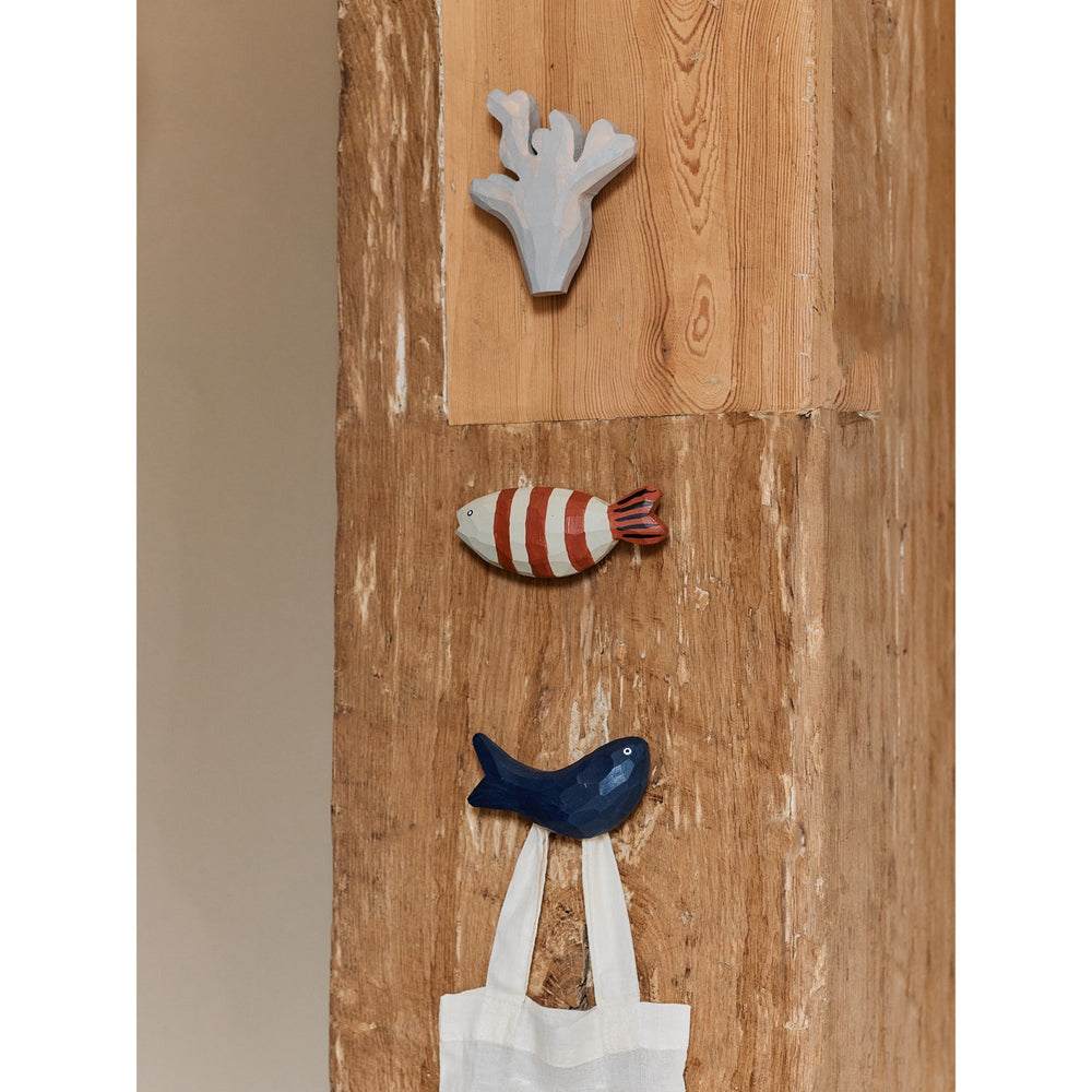 Køb Ferm Living Deep Navy Harbour Hook Fish