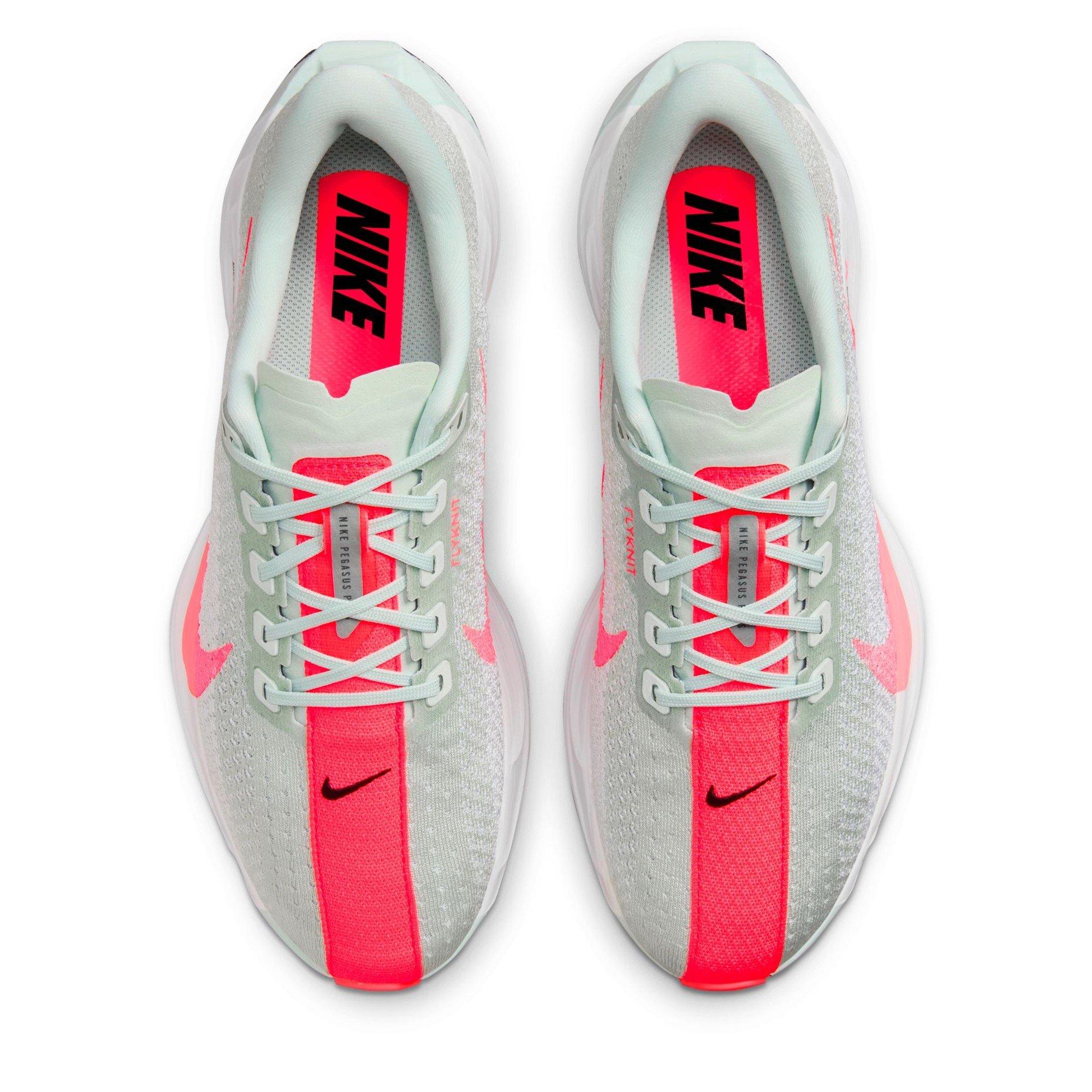 Nike Pegasus Plus Trainers Womens