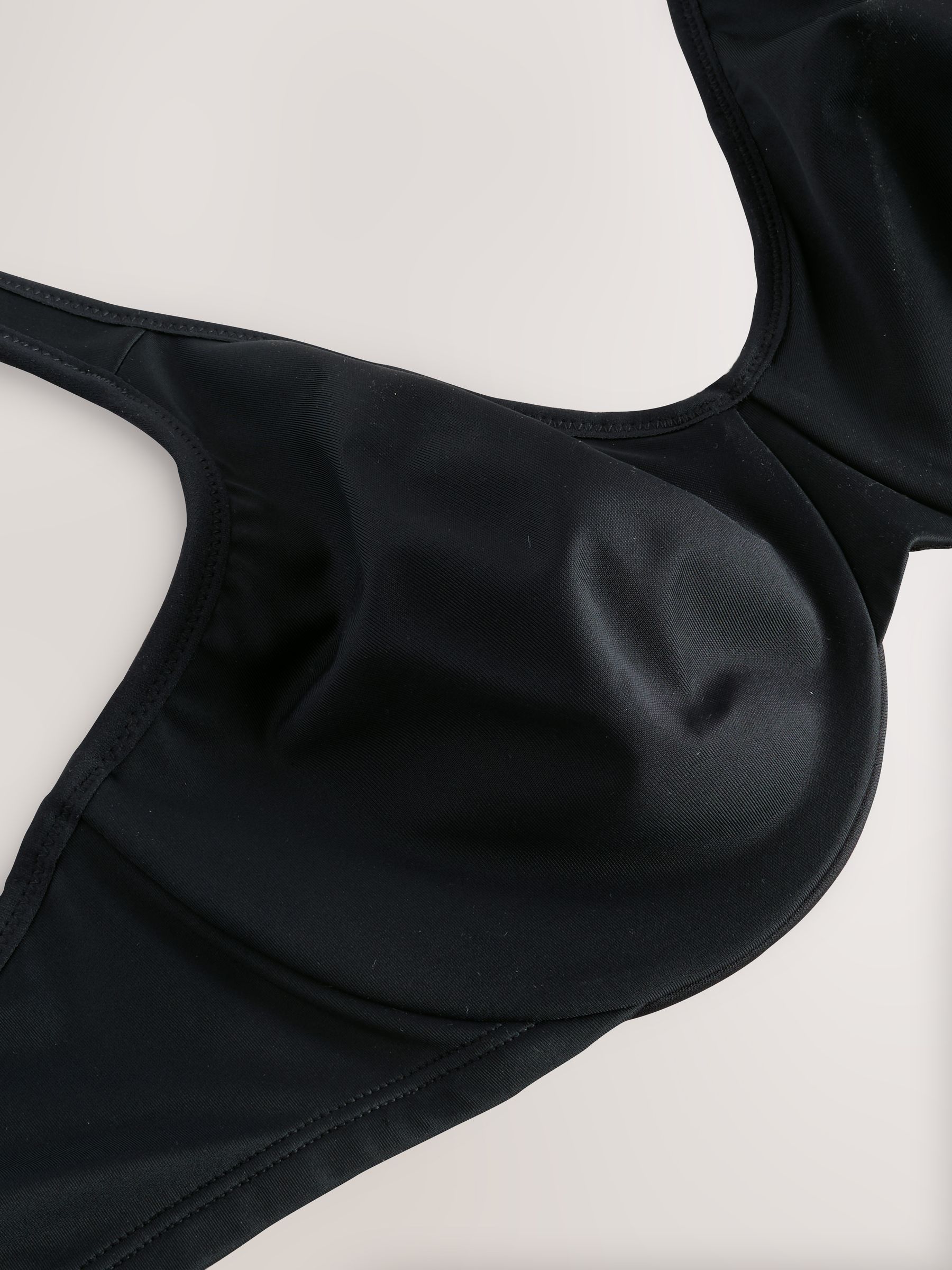 Zwart - DD+ Supersoft Comfort Padded Strap Minimising Full Cup Bra