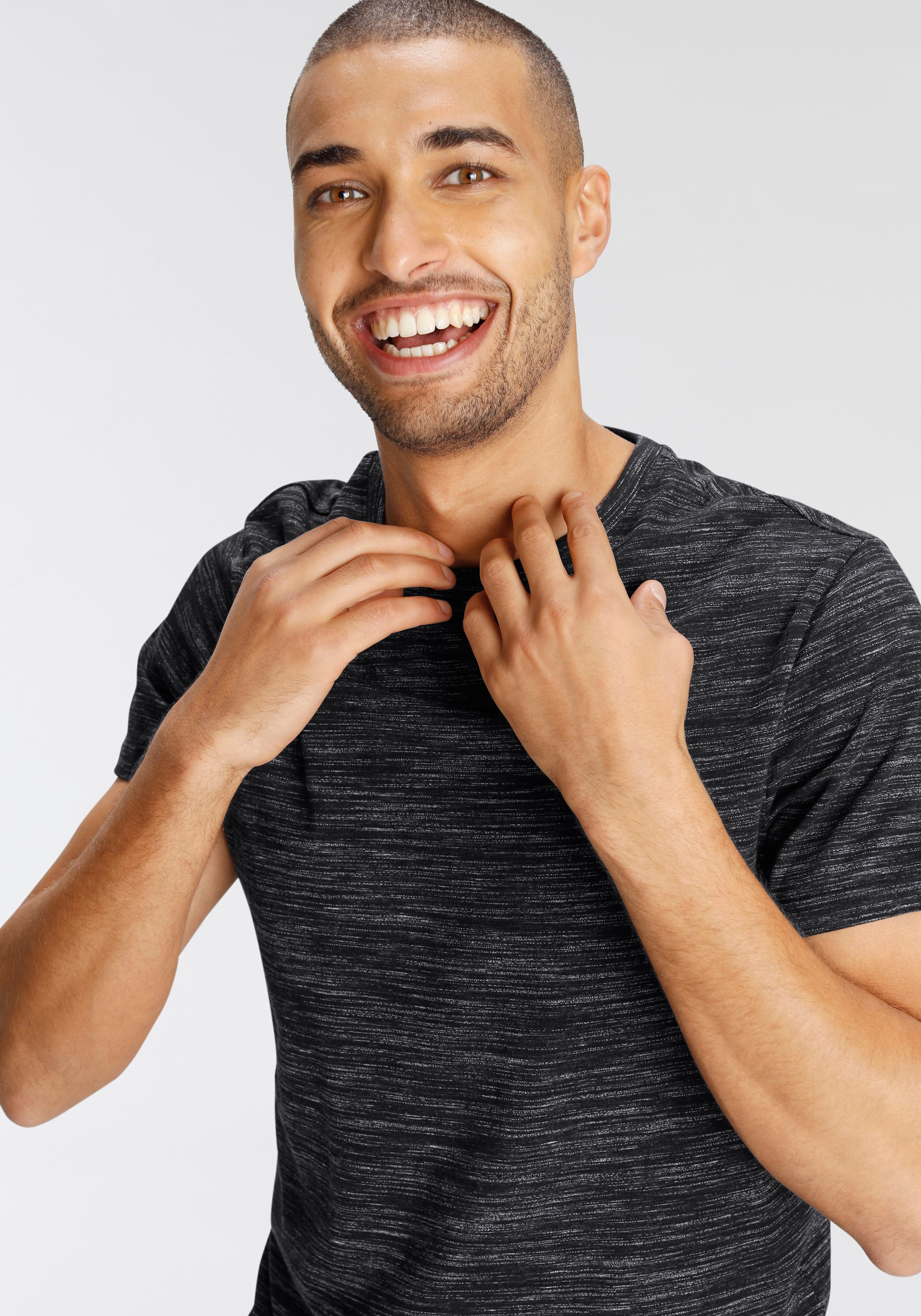 AJC T-Shirt , Kurzarm,  Regular Fit,  meliert,  Rundhalsausschnitt