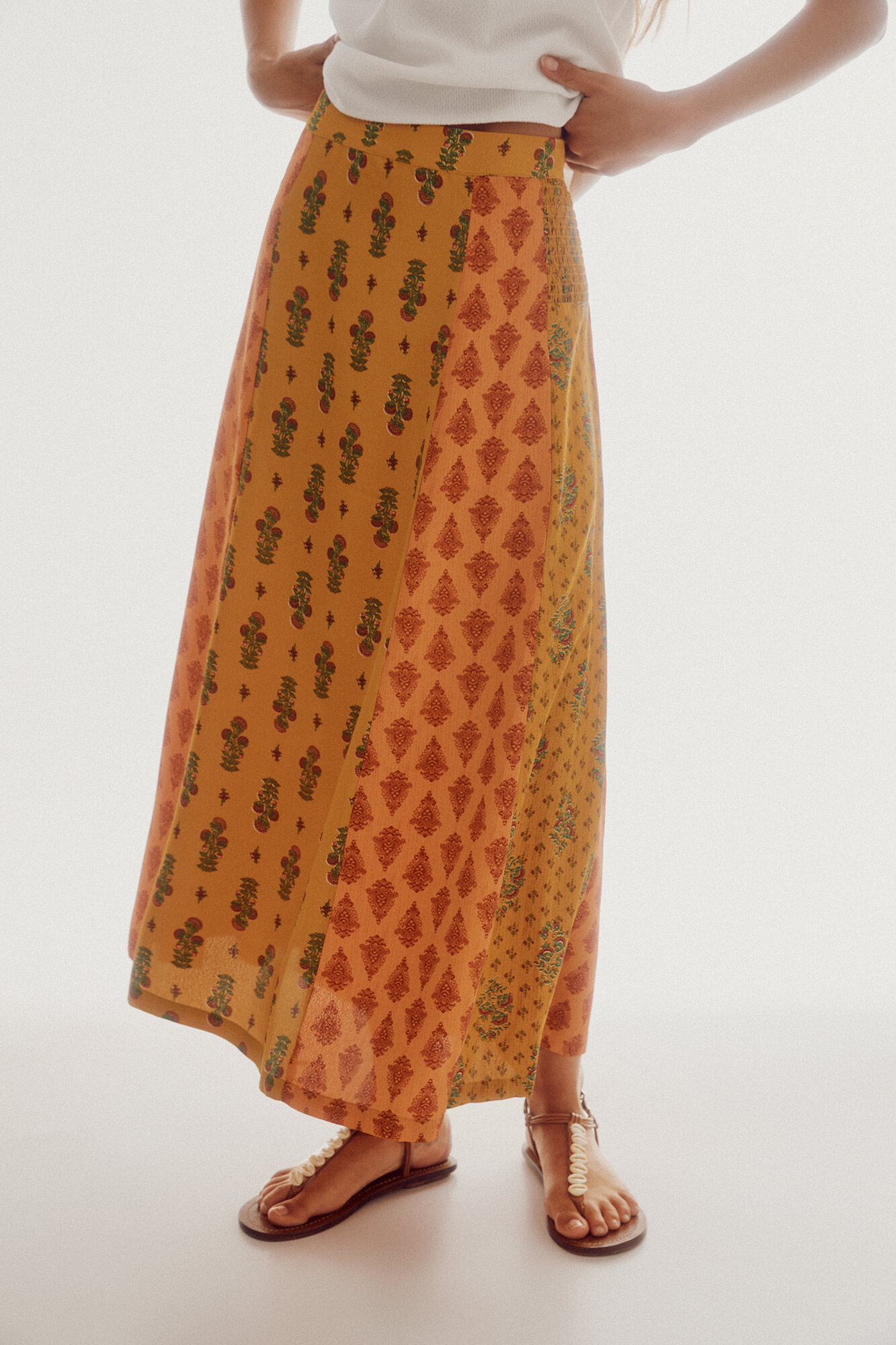 Saia midi estampada - Multicolorida