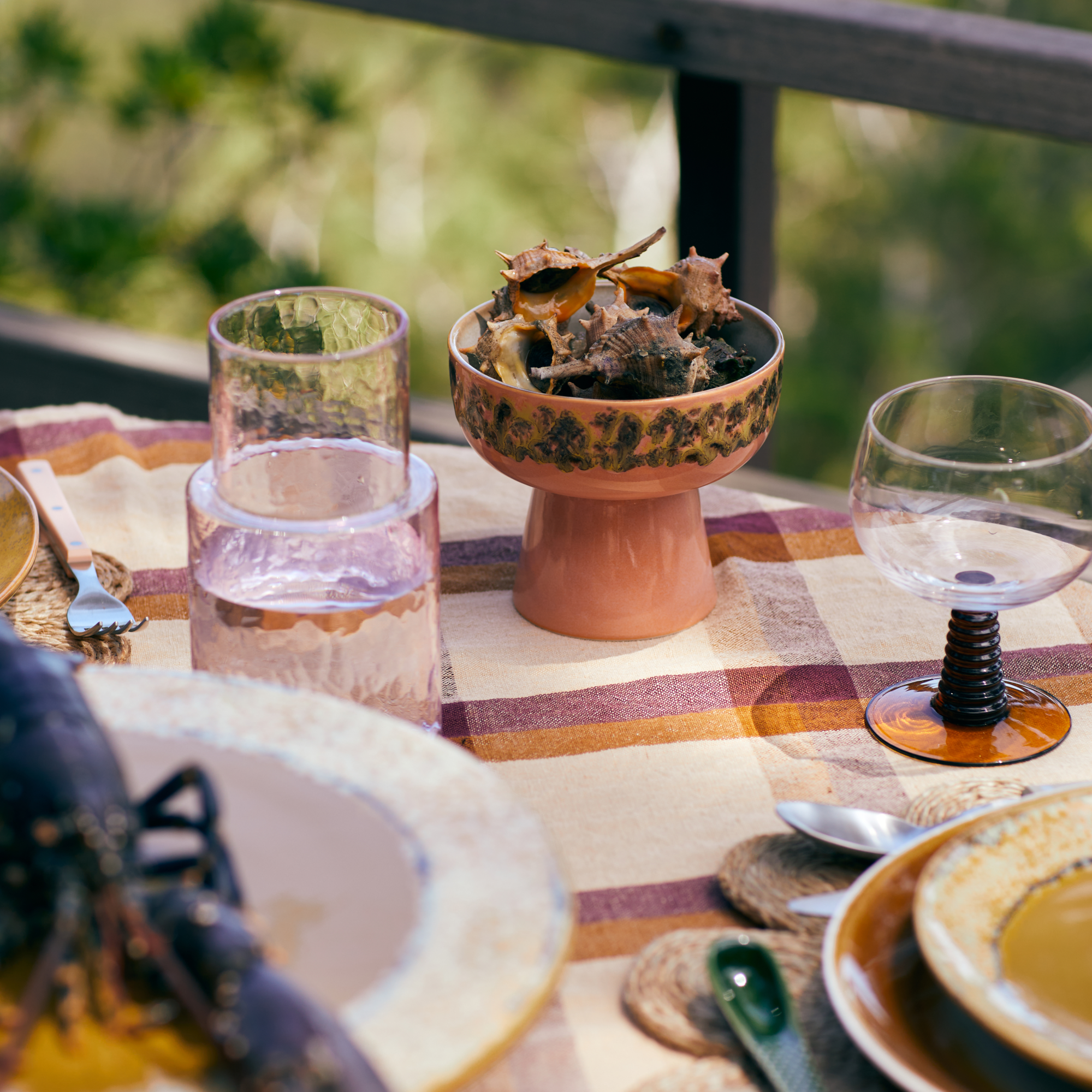 Servies 70s ceramics tapas schaal op voet L lush