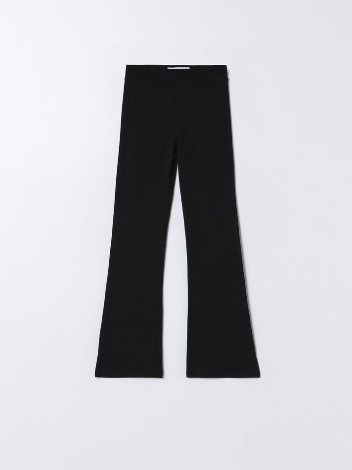 Calça legging básica flare - Preta