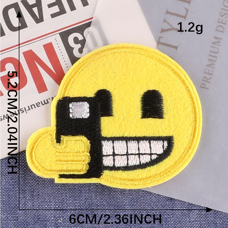 Embroidery Kingdom - Smiley geborduurde applicatiepatch (verschillende ontwerpen)