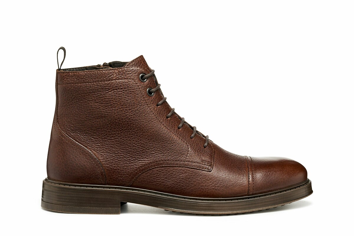 GEOX<br>Botas de tornozelo em couro respirável com cadarços Henreys