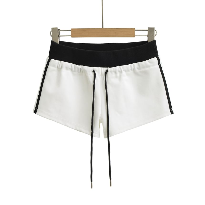 Reknovine - Mid Rise Two Tone Piping Shorts
