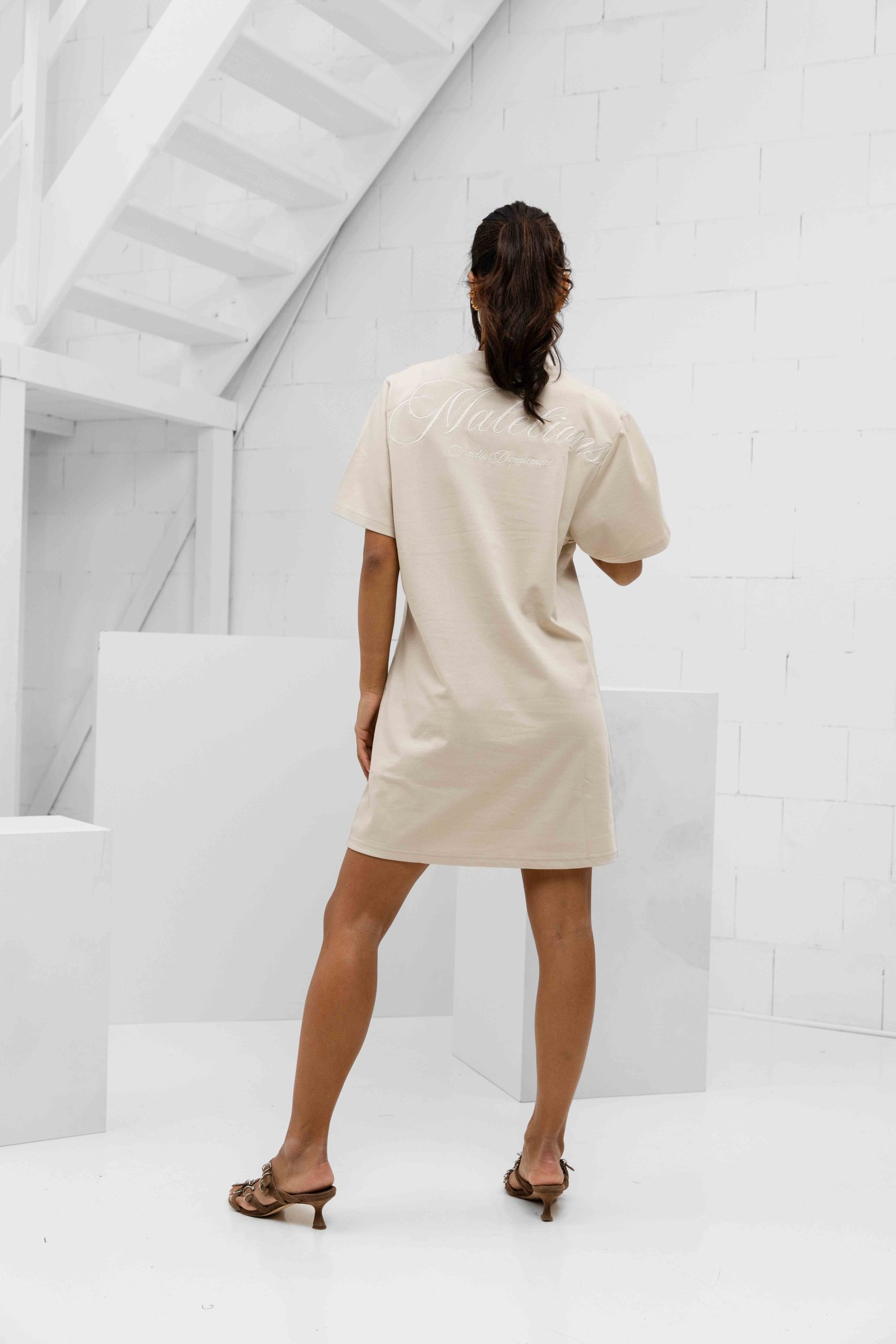 Malelions Kylie T-Shirt Dress Dames Beige