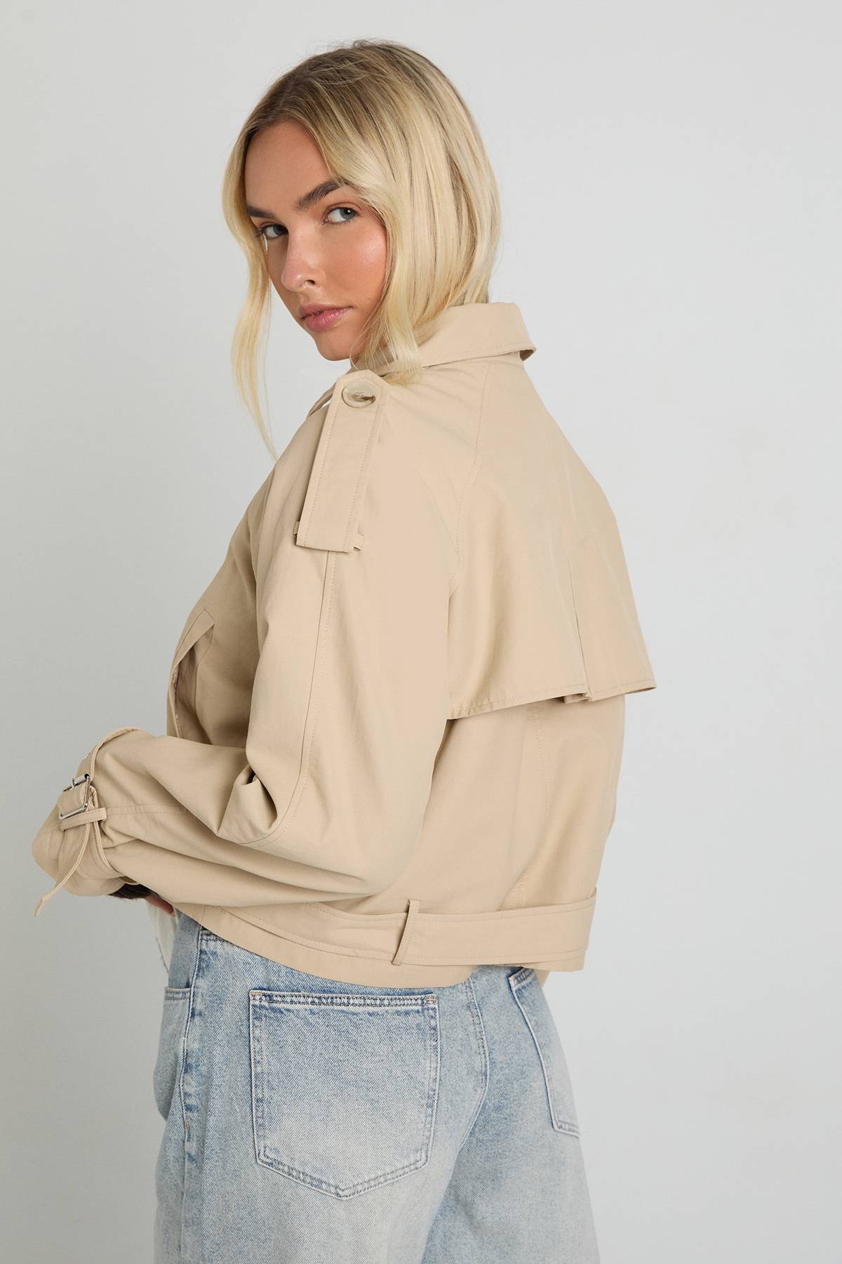boohoo Trench court ceinturé