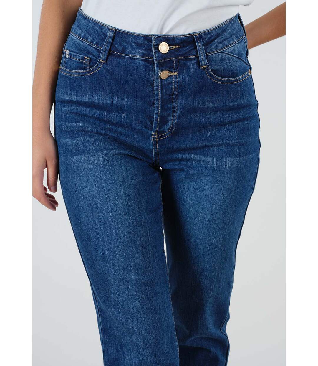 Jean coupe regular DJENA