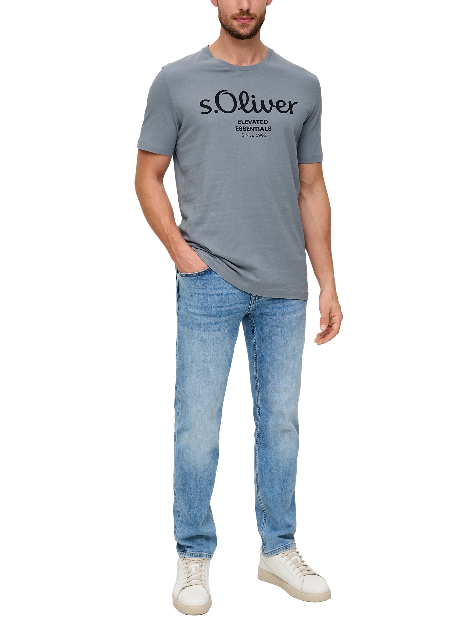 s.Oliver T-Shirt , aus atmungsaktiver Baumwolle
