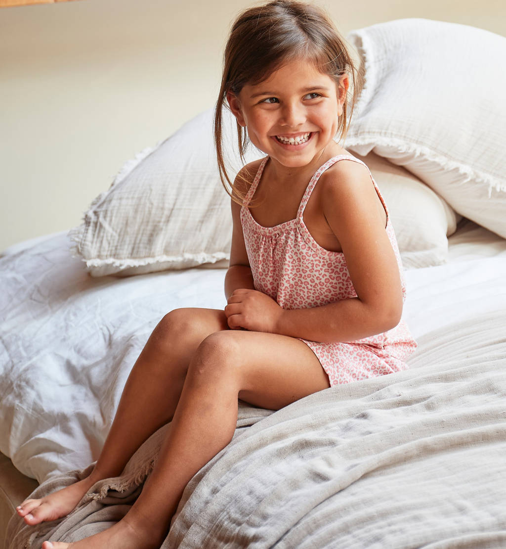 Little Label shortama met panterprint roze