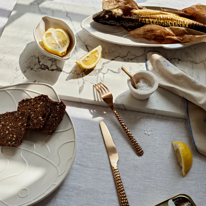 Broste Copenhagen - Pesce Platte oval, weiss