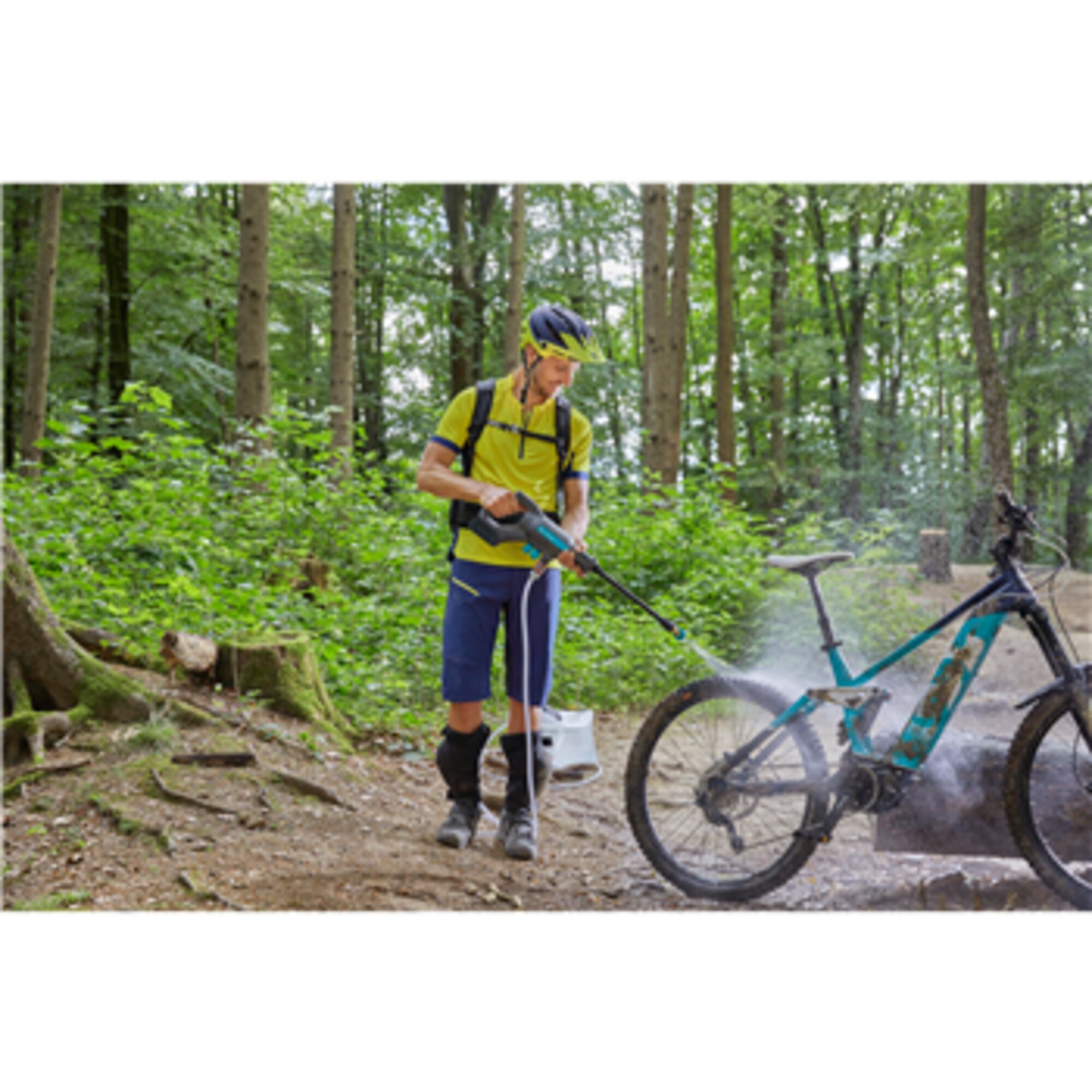 GARDENA Druckreiniger Akku-Mitteldruckreiniger AquaClean 24/18V P4A solo