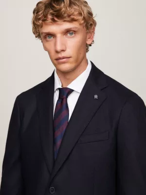 Blazer de flanela com abotoamento simples e corte slim.