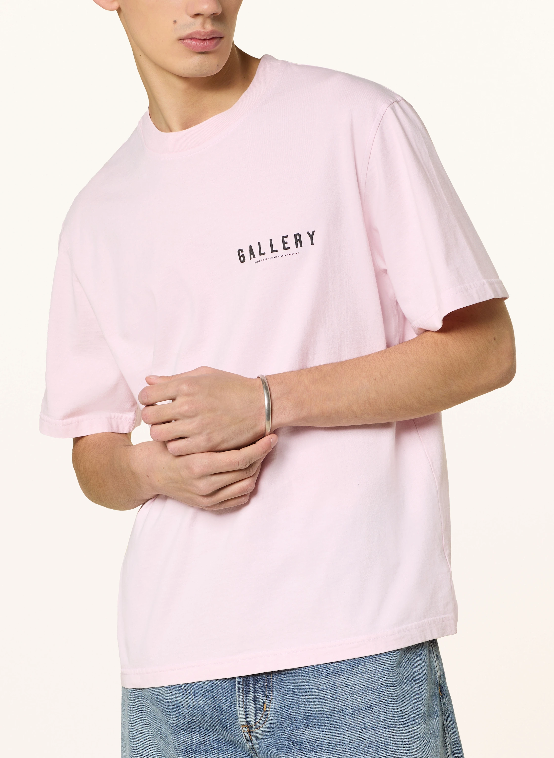 RSVP GALLERY T-Shirt