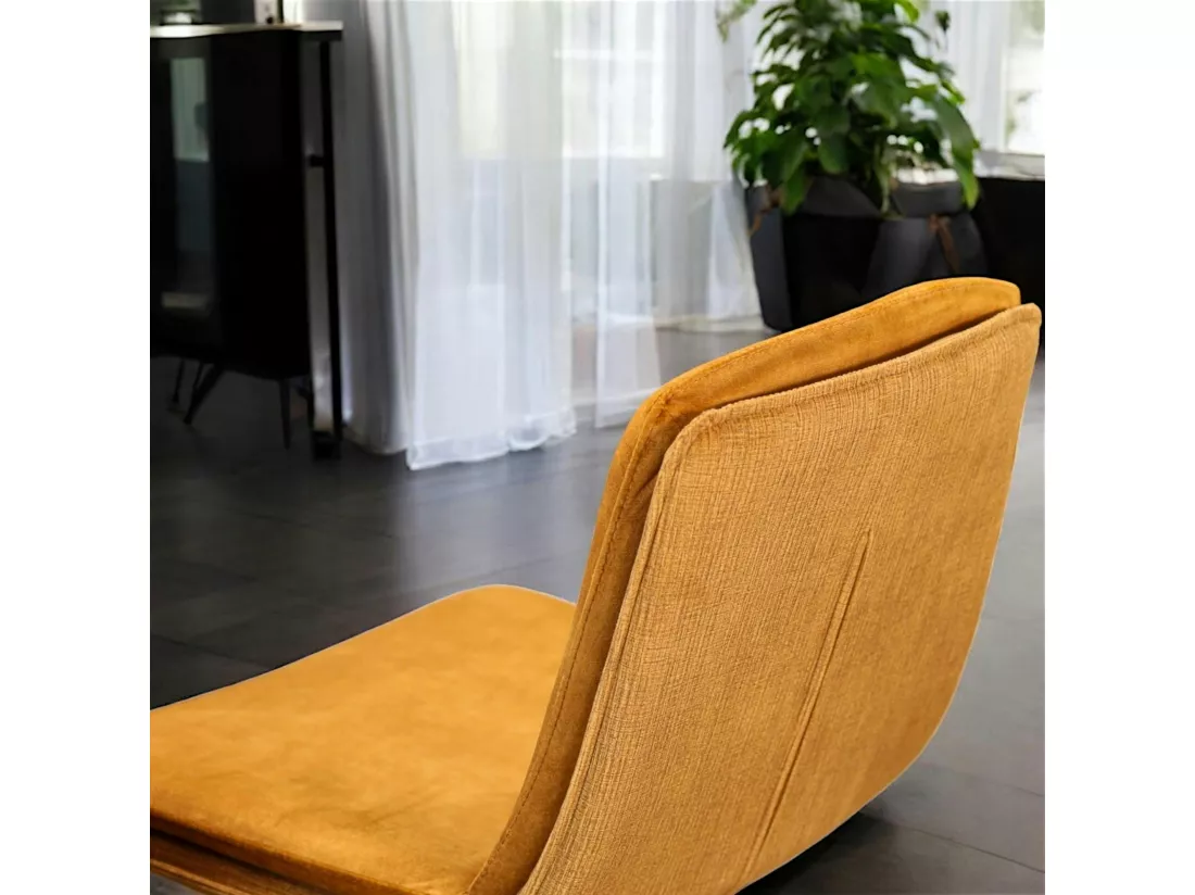 Chaise de bar en velours doré à double coussinage (lot de 2) OKA