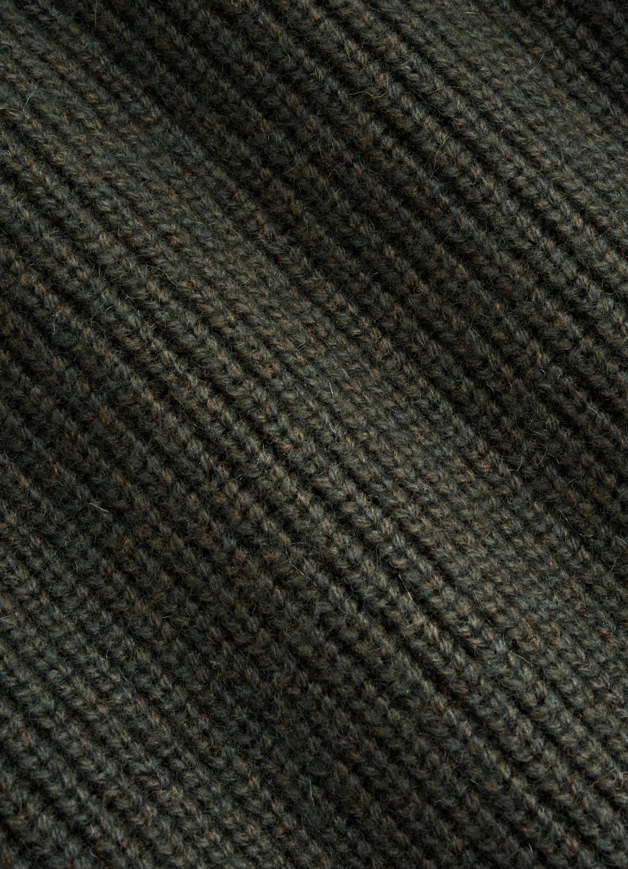Pull semi-zippé côtelé vert foncé