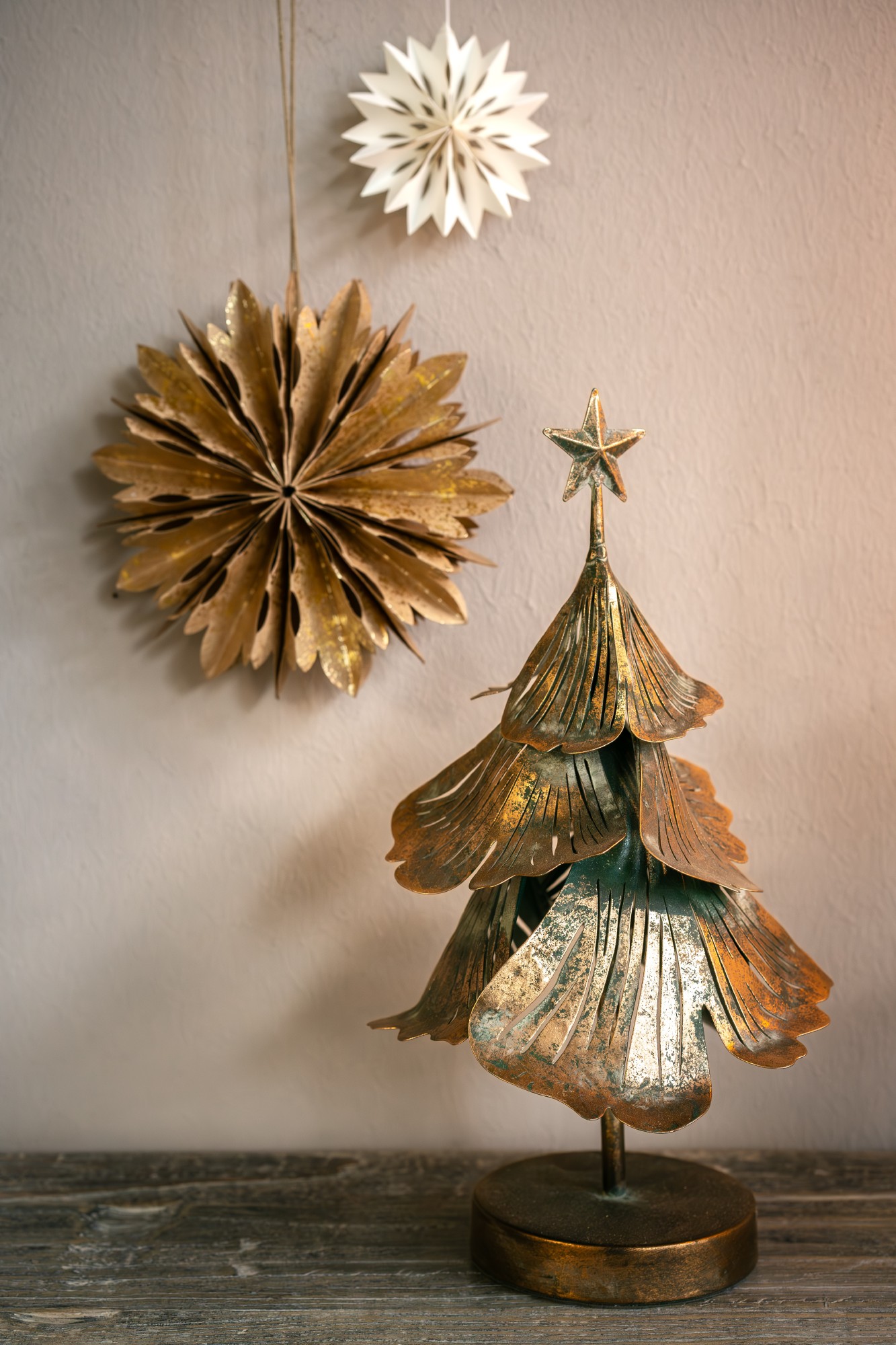 Weihnachtsstern aus Papier, braun, gold, Ø 20 cm, L 6 cm günstig bestellen