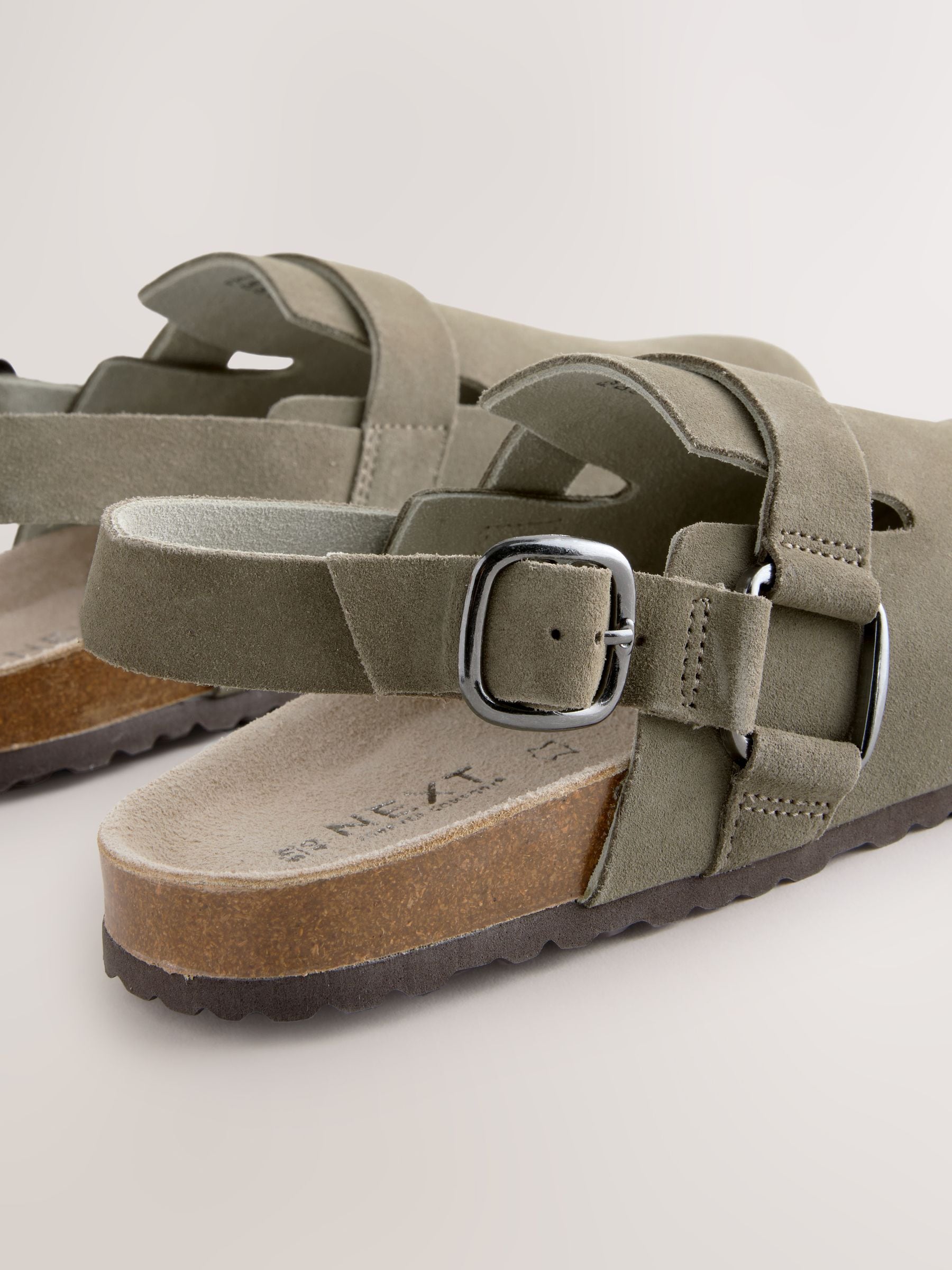 Kakigroen - Leren slingback klompen met voetbed