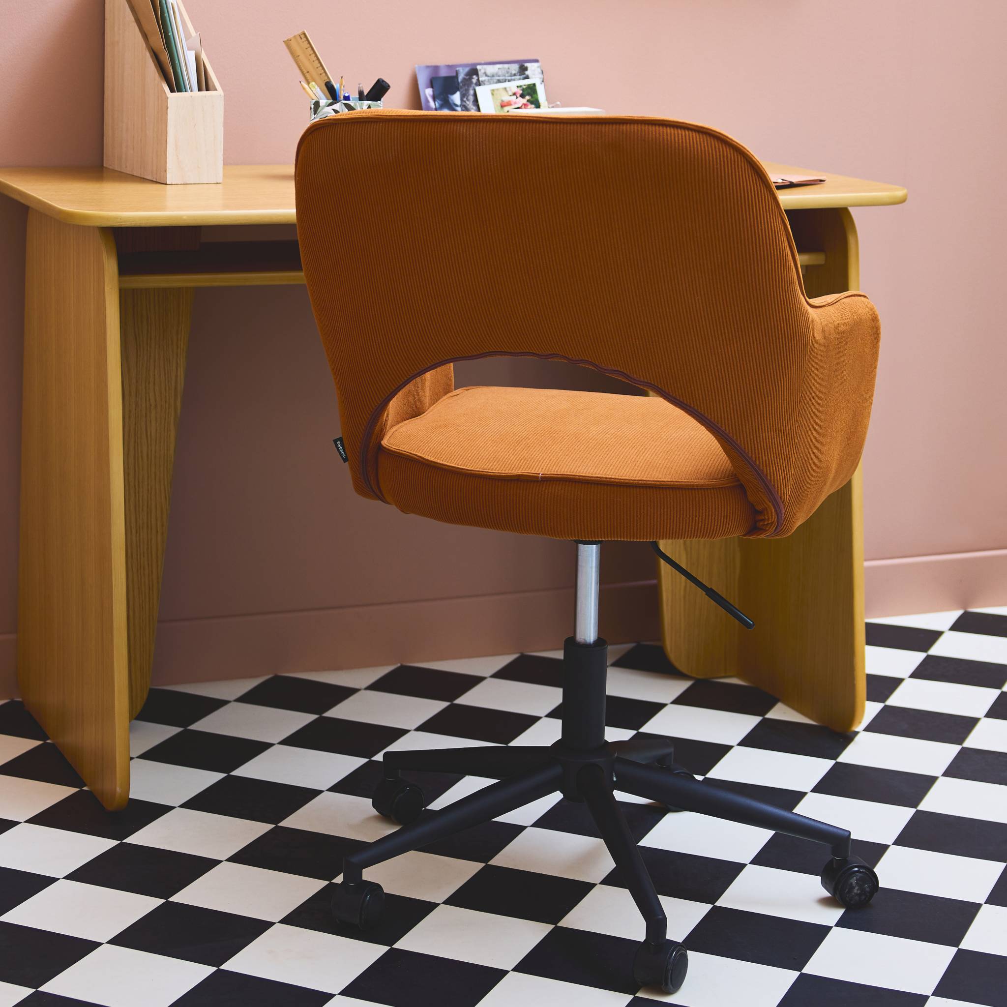 sweeek - Corduroy bureaustoel met wielen