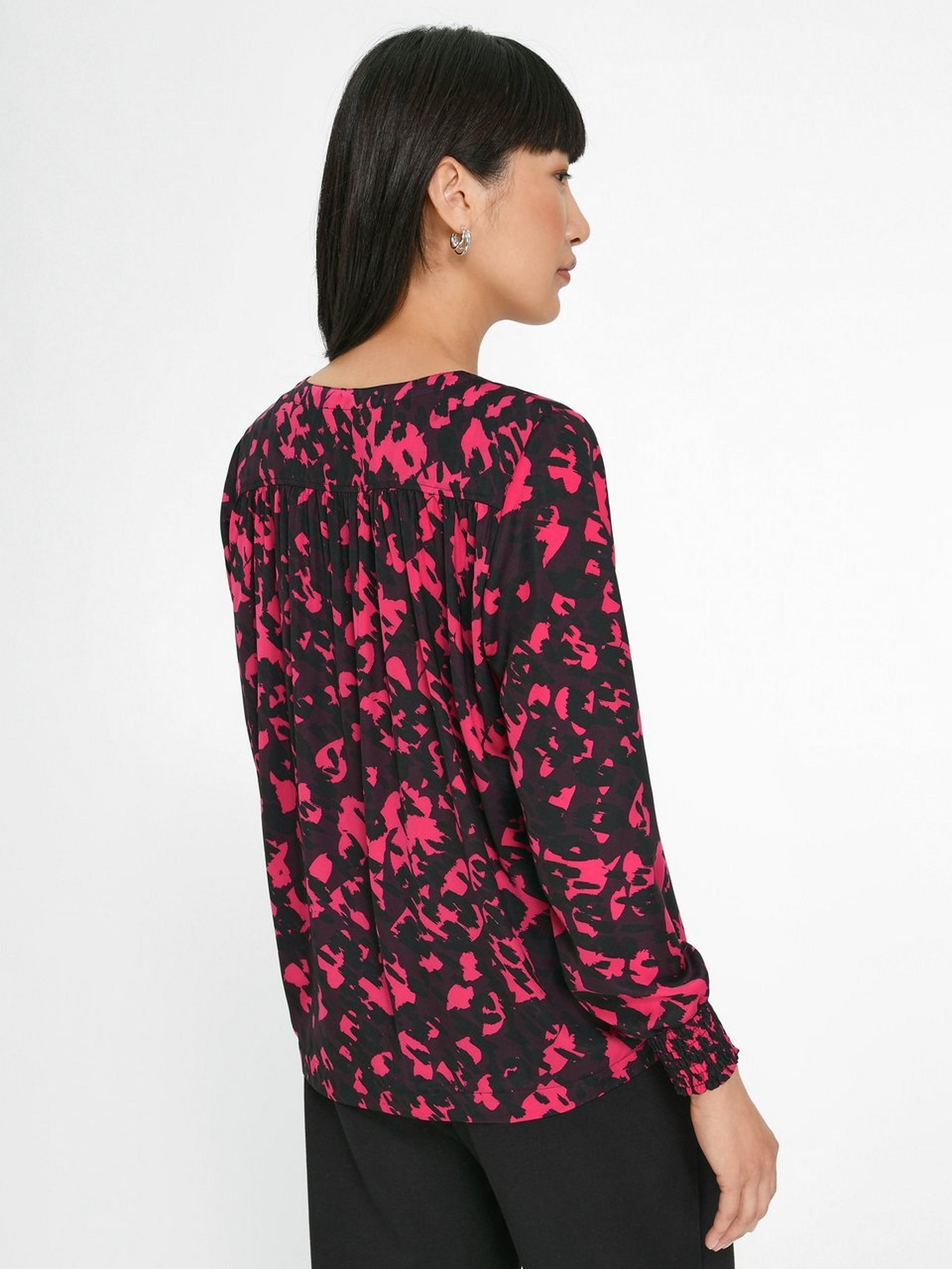 Bluse mit V-Ausschnitt