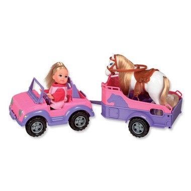 Evi Love jeep met paardentrailer