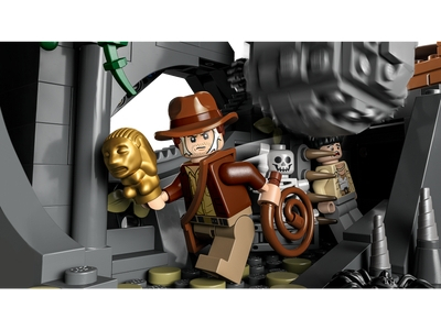 LEGO Tempel van het Gouden Beeld (77015)