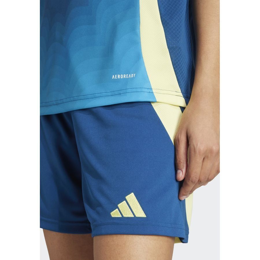 Adidas Short Extérieur Suède 25 (Équipe féminine)