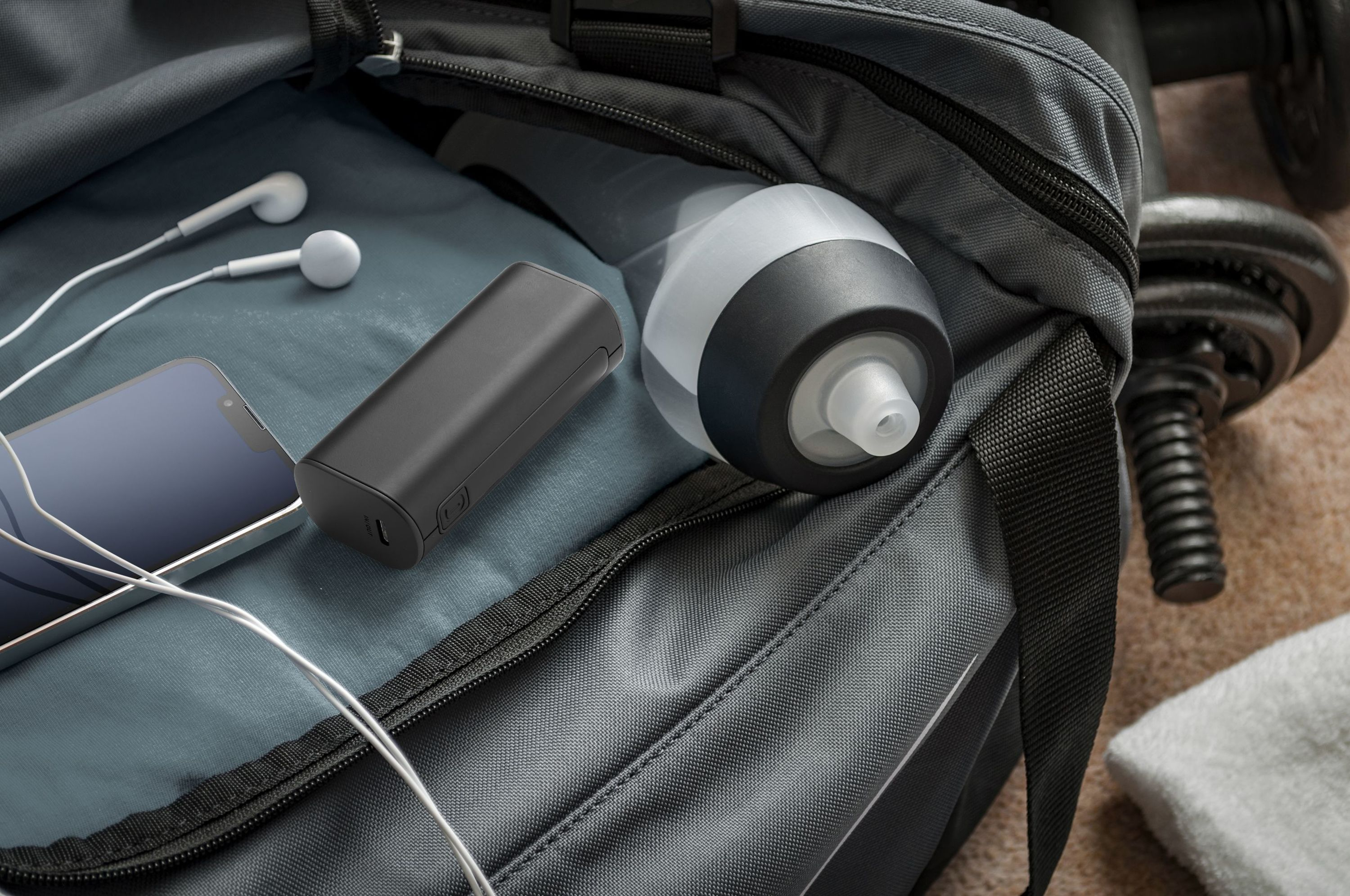 (12W) Thunder Mini 5000mAh USB / USB C Powerbank Ladegerät (PBNEWTANK5000K) - Schwarz