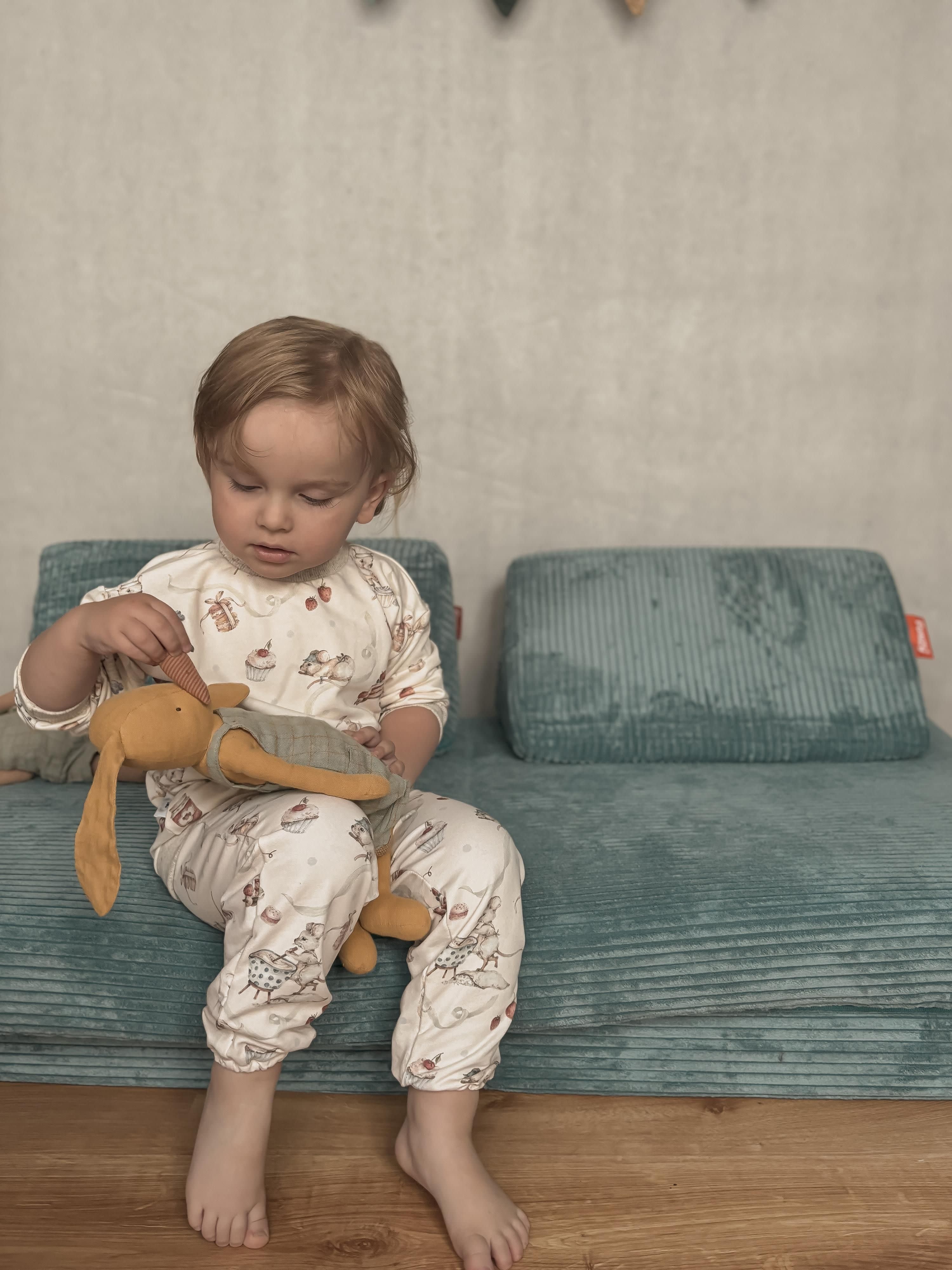 Handgemaakte modulaire fluwelen kinderspeelbank Mila