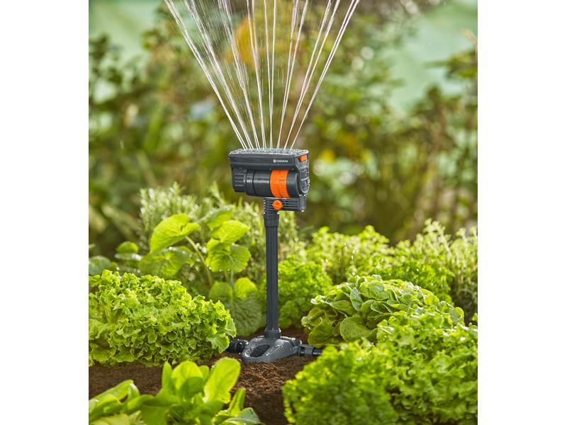 GARDENA Micro-Drip-System Viereckregner OS 90 Für die flächendeckende Bewässerung von rechteckigen Flächen
