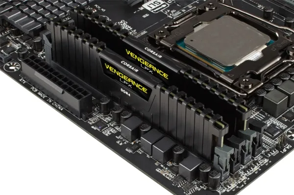 CORSAIR | Vengeance LPX - DDR4 - sæt - 32 GB: 4 x 8 GB - DIMM 288-PIN - 2666 MHz / PC4-21300 - CL16 - 1.2 V - ikke bufferet - ikke-ECC