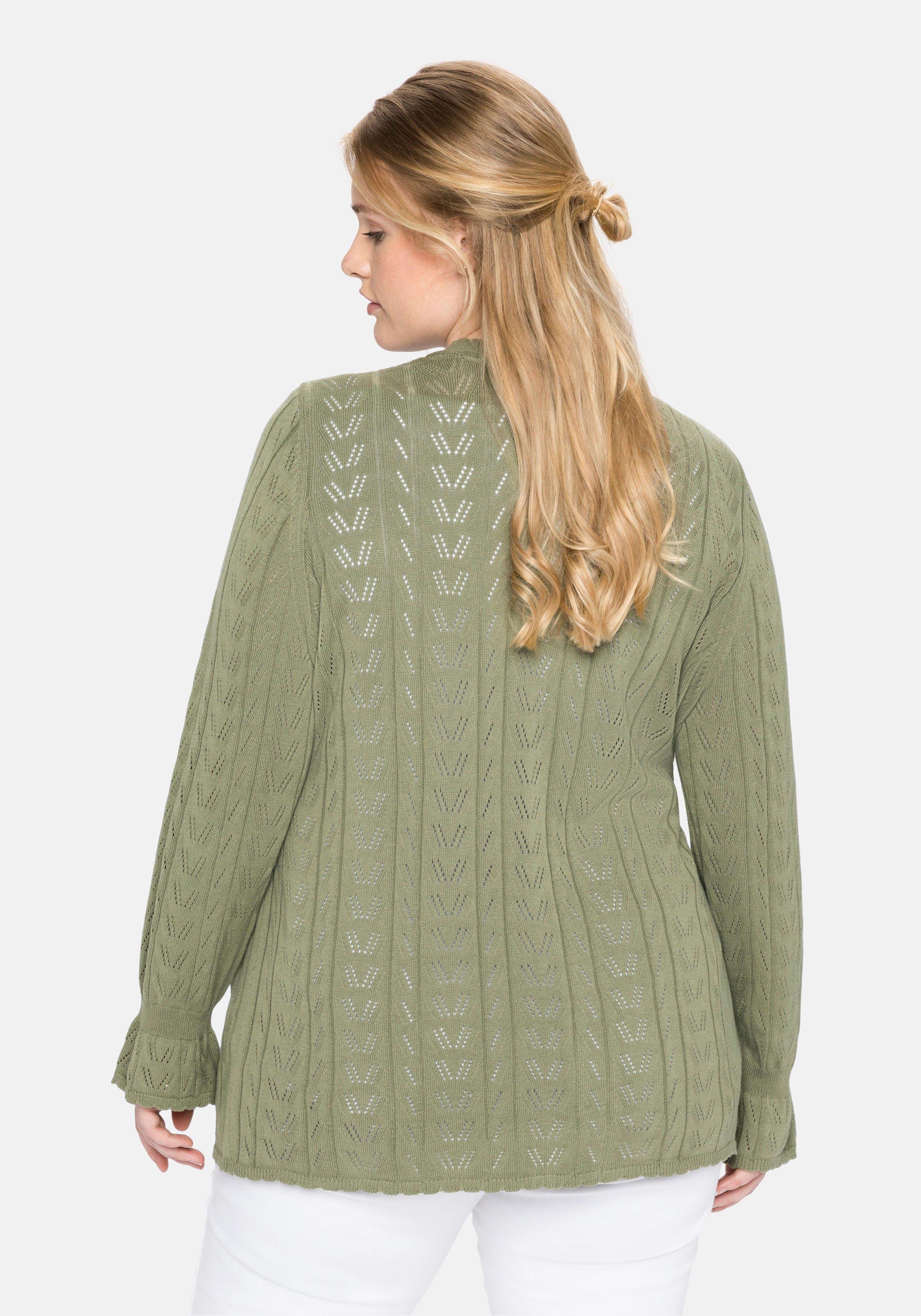 Strickjacke im Ajourstrick, mit Bindegürtel
