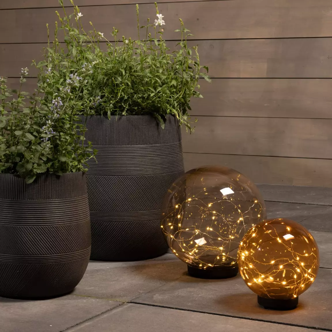 Borne de jardin solaire 30 LED (H28 cm cm) Crystal Orange