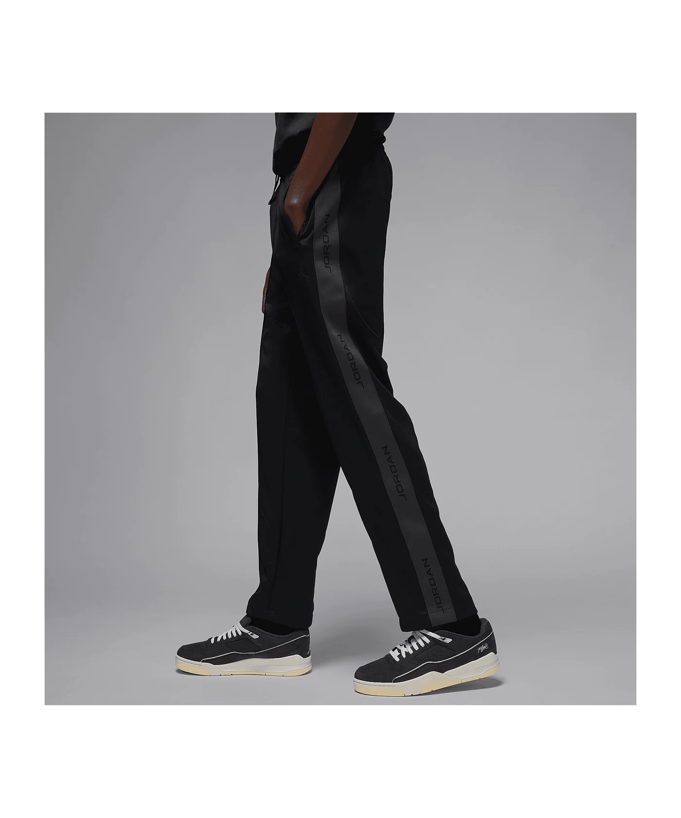 Jordan Essentials Jogginghose Schwarz F010