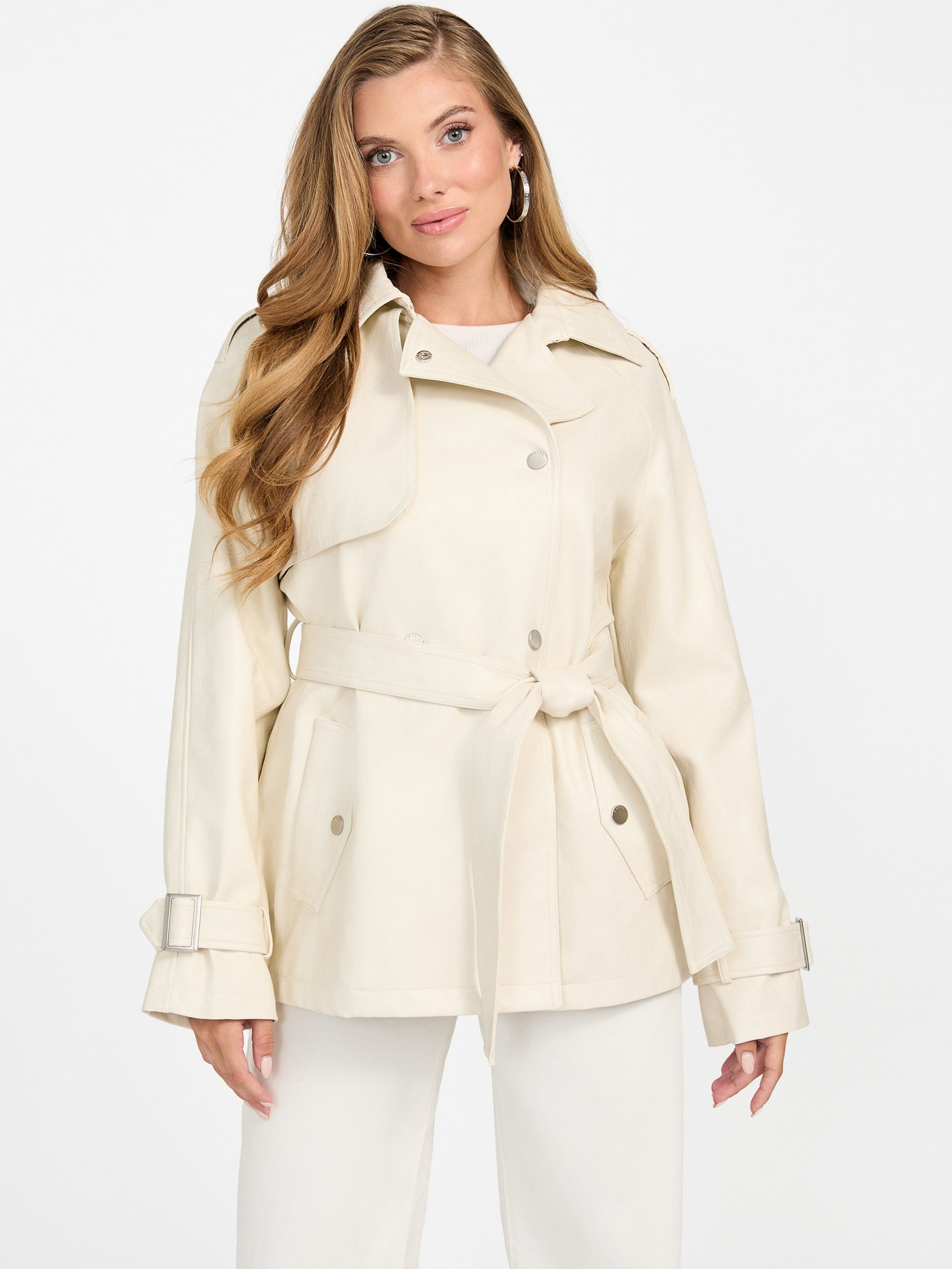 Trench coat curto Marika em couro sintético