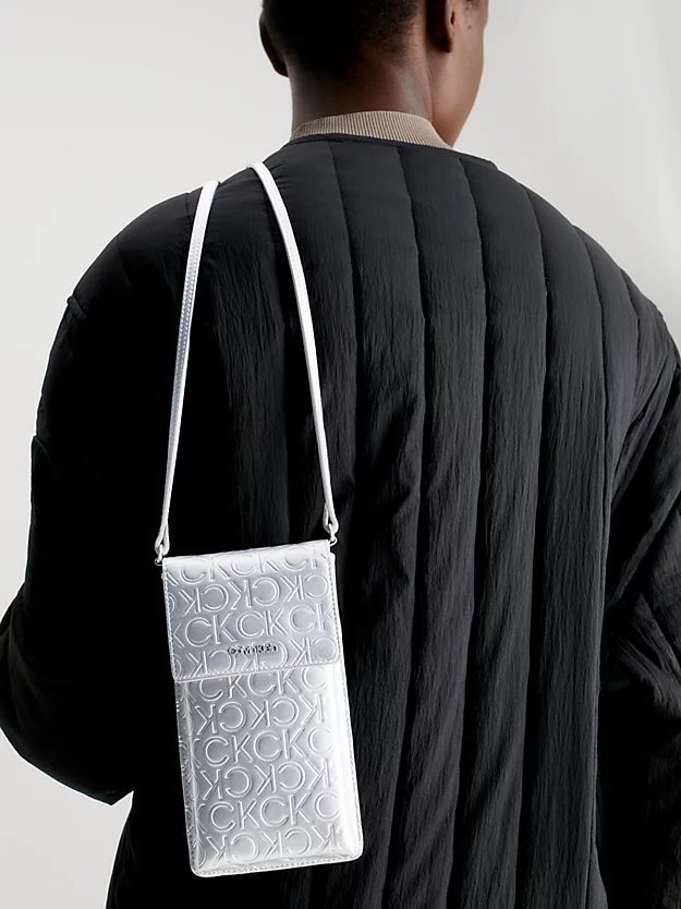Bolsa metálica para celular