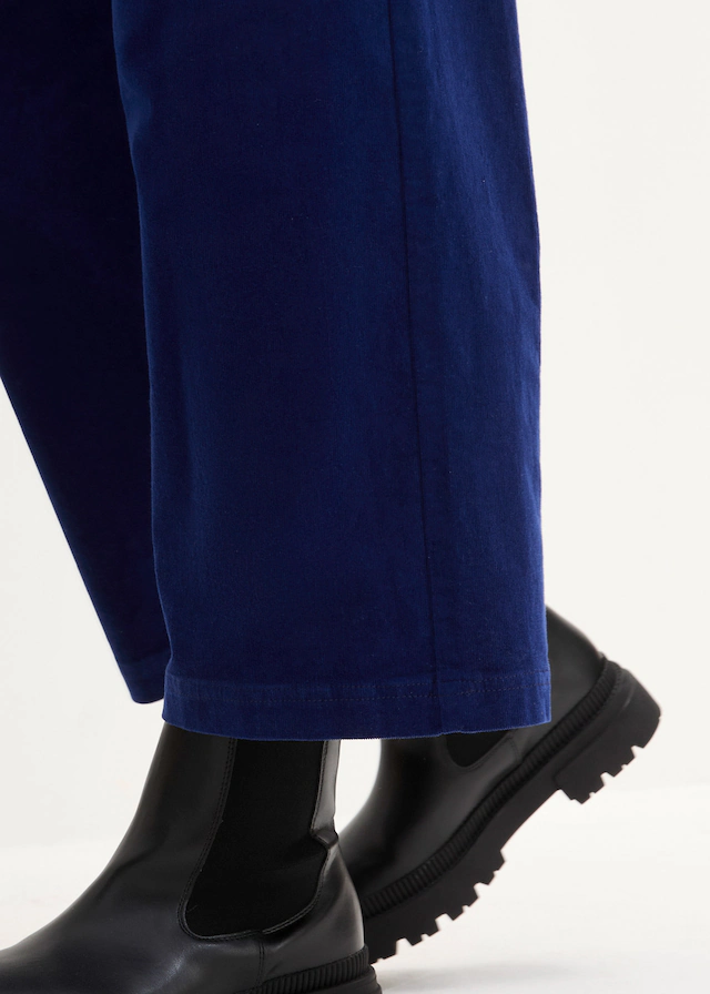 bonprix Cordhose »Weite Stretchcord-Culotte mit High-Waist-Bequembund, 7/8-Länge«  Weite Stretchcord-Culotte mit High-Waist-Bequembund, 7/8-Länge